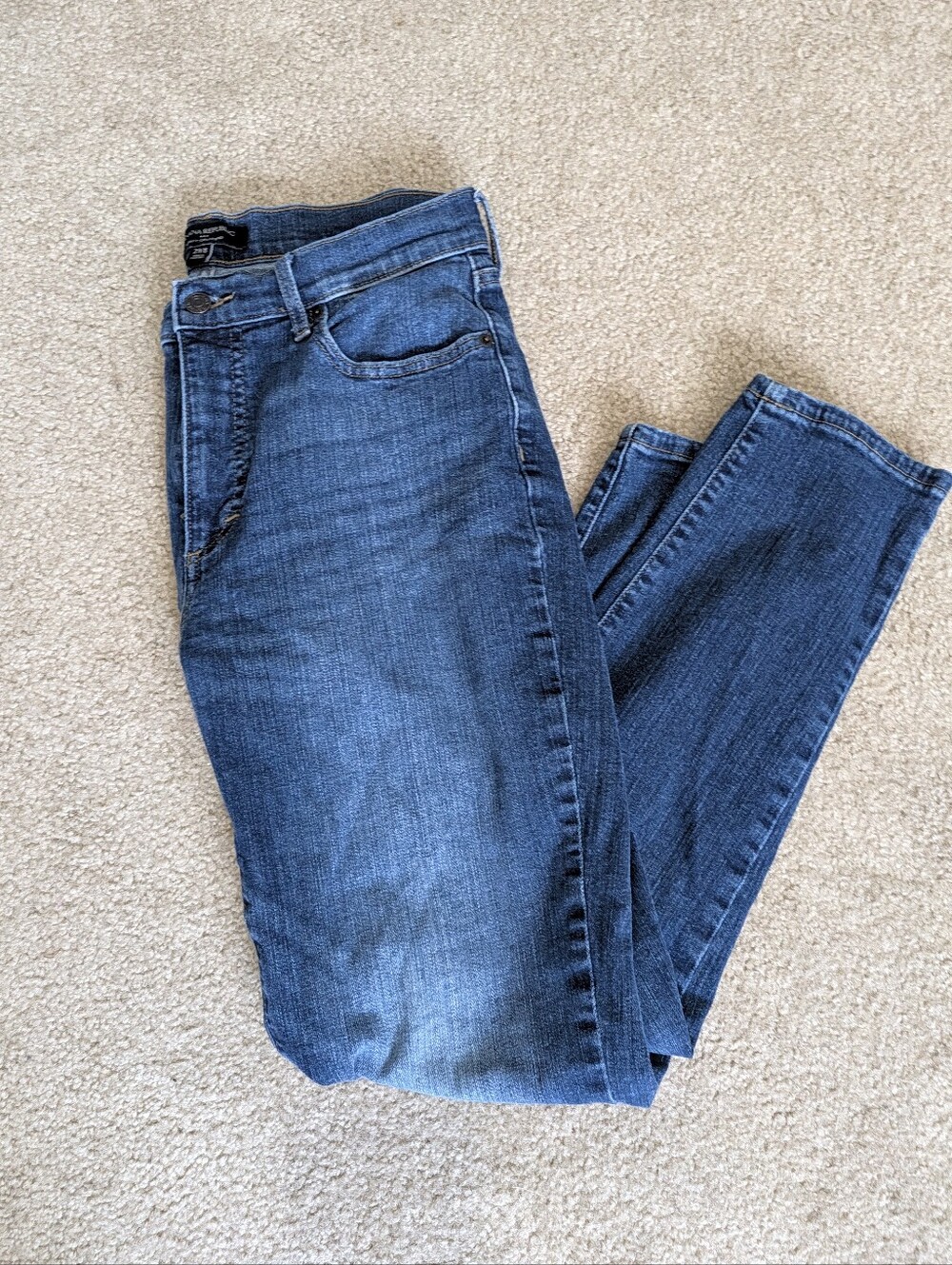 Women's Dark Wash Skinny Jeans - Sleek Stretch Denim